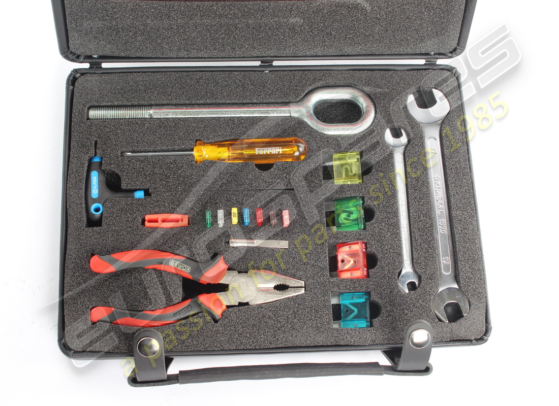 NEW FERRARI COMPLETE TOOL KIT BAG. PART NUMBER 220496 (5) new ferrari complete tool kit bag. part number 220496 (5)