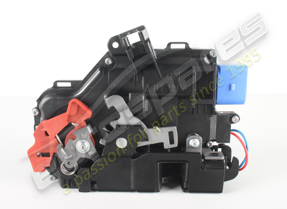 NEW PORSCHE DOOR LATCH. PART NUMBER 3D1837015 (1) new porsche door latch. part number 3d1837015 (1)