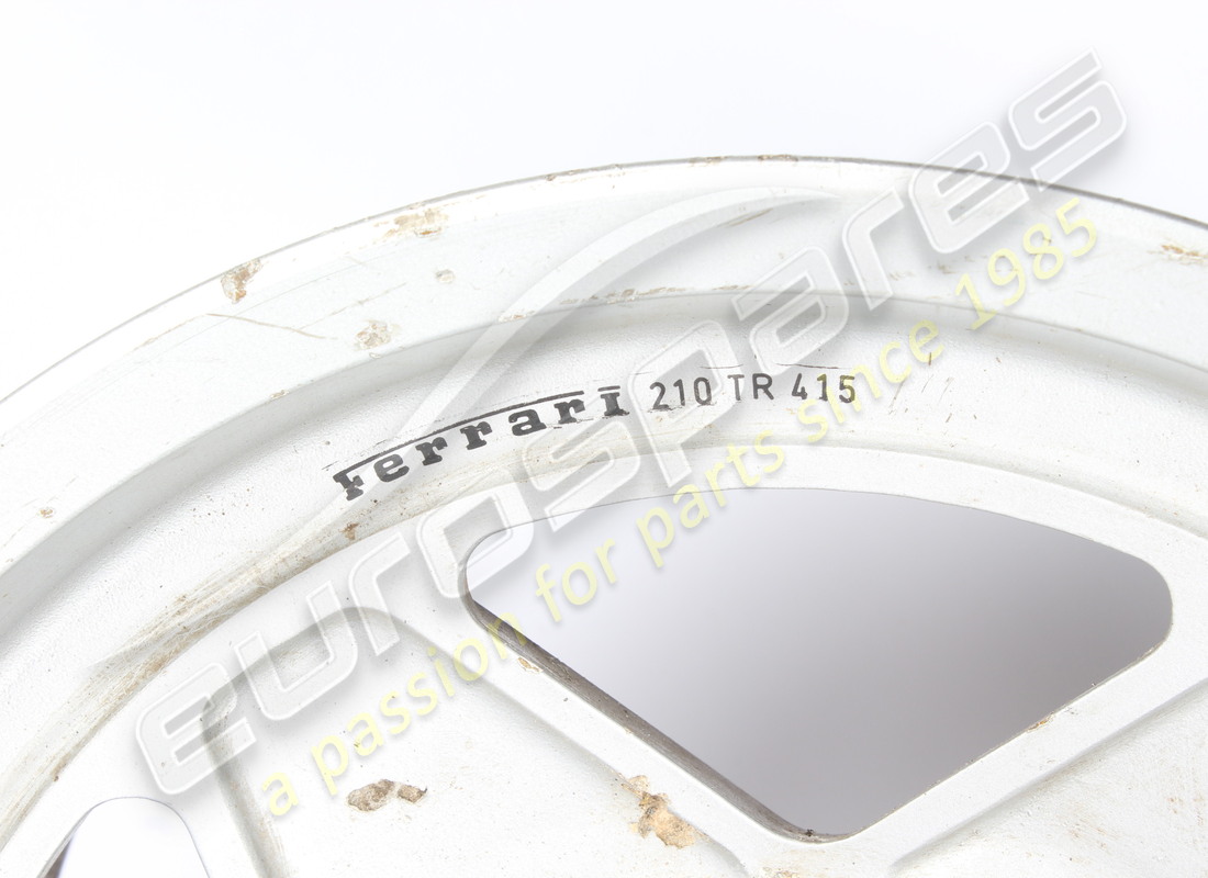 USED FERRARI ROAD WHEEL REAR 210TR415. PART NUMBER 119393 (2) used ferrari road wheel rear 210tr415. part number 119393 (2)