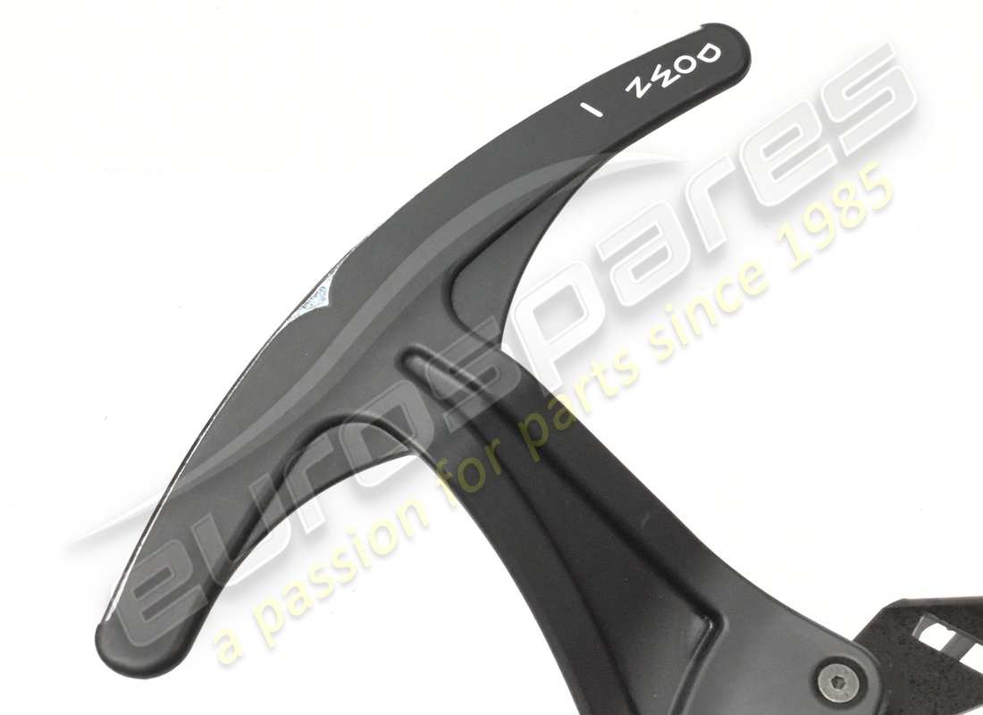 USED MASERATI LEVERS SET (SHIFT PADDLES). PART NUMBER 261434 (2) used maserati levers set (shift paddles). part number 261434 (2)