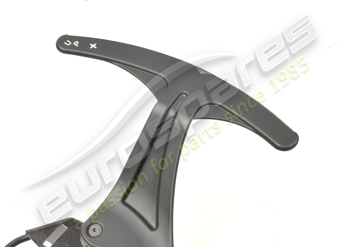 USED MASERATI LEVERS SET (SHIFT PADDLES). PART NUMBER 261434 (3) used maserati levers set (shift paddles). part number 261434 (3)