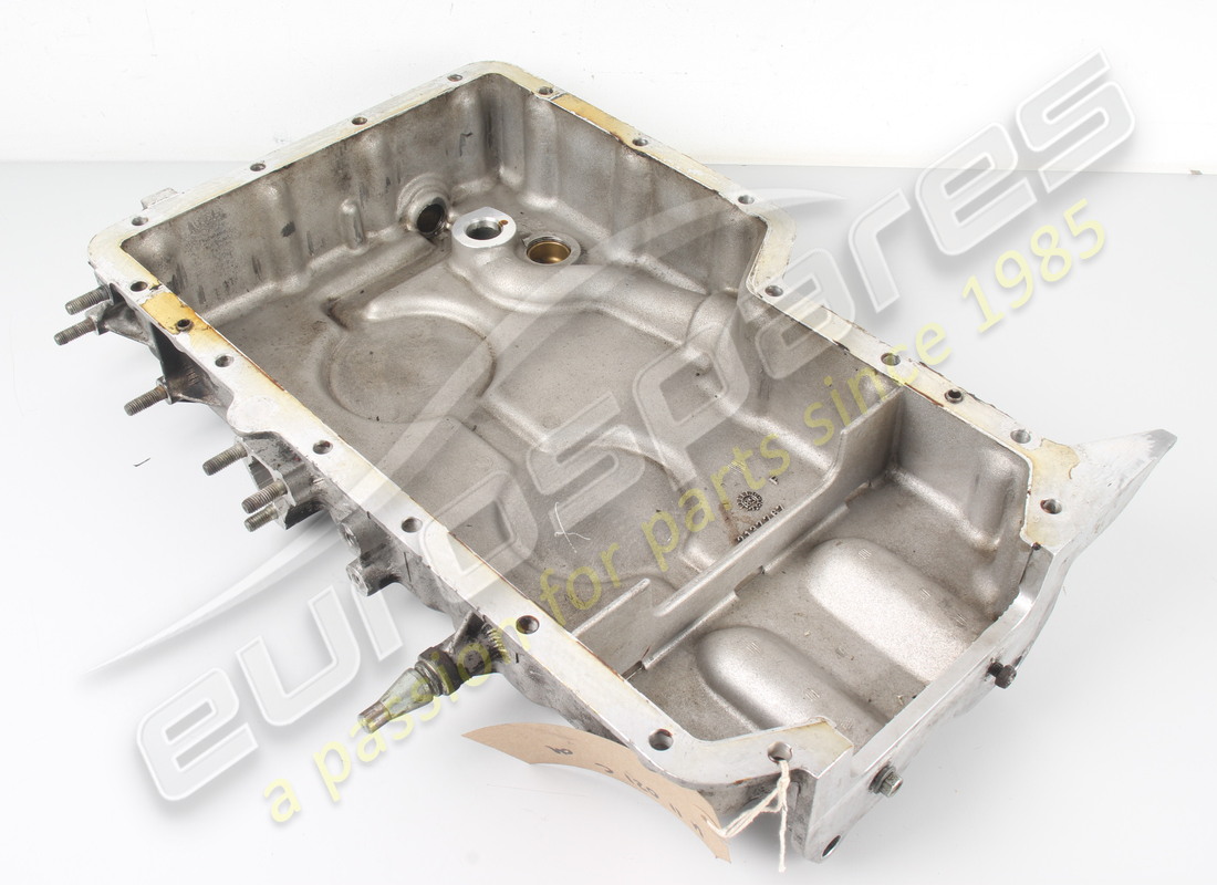 USED FERRARI SUMP. PART NUMBER 137767 (7) used ferrari sump. part number 137767 (7)