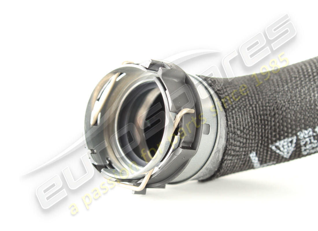 new porsche water hose. part number 992121629a (2)