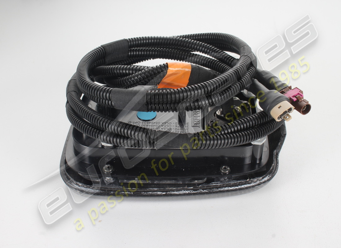 NEW FERRARI REAR FOG LIGHT. PART NUMBER 313974 (3) new ferrari rear fog light. part number 313974 (3)