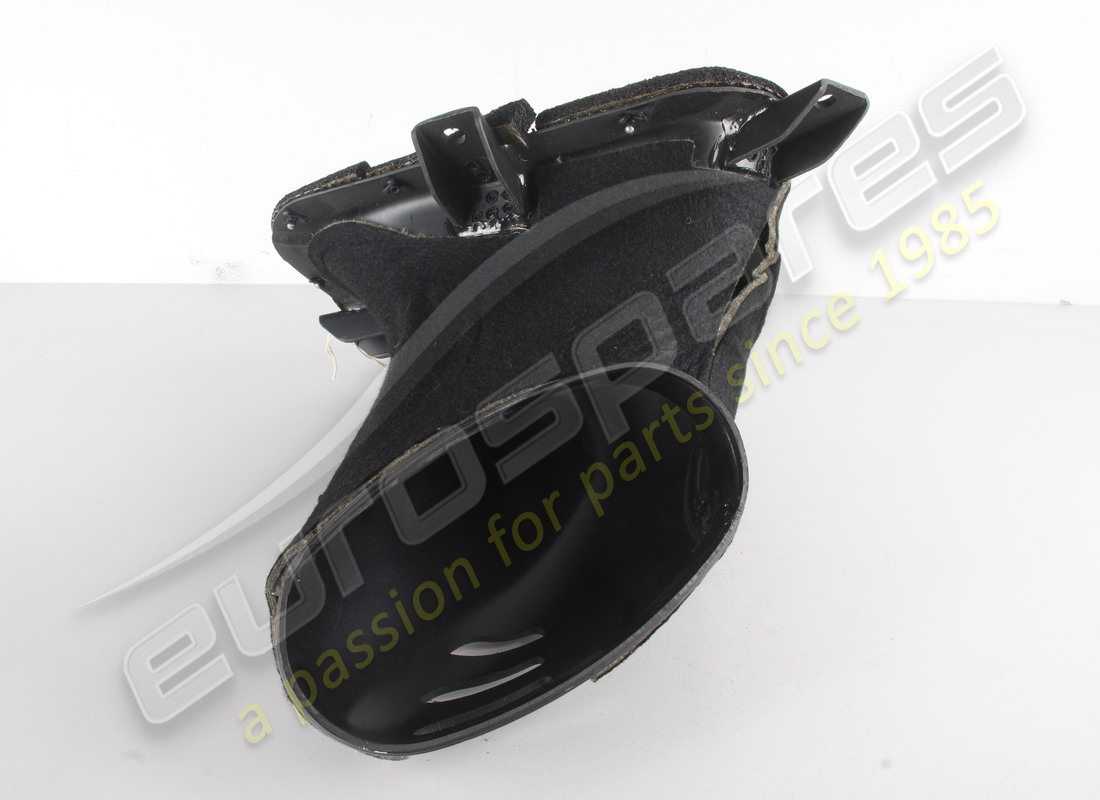 NEW FERRARI RH ENGINE AIR DUCT. PART NUMBER 89296400 (4) new ferrari rh engine air duct. part number 89296400 (4)