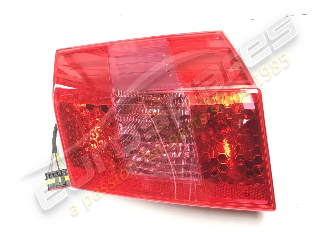 new lamborghini lh rear lamp. part number 400945095h (1)