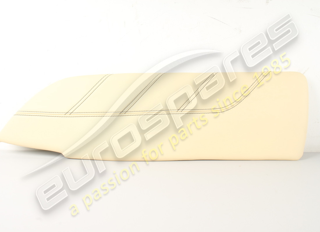 new (other) maserati rh cover side bag,avorio leather. part number 67288502 (1)