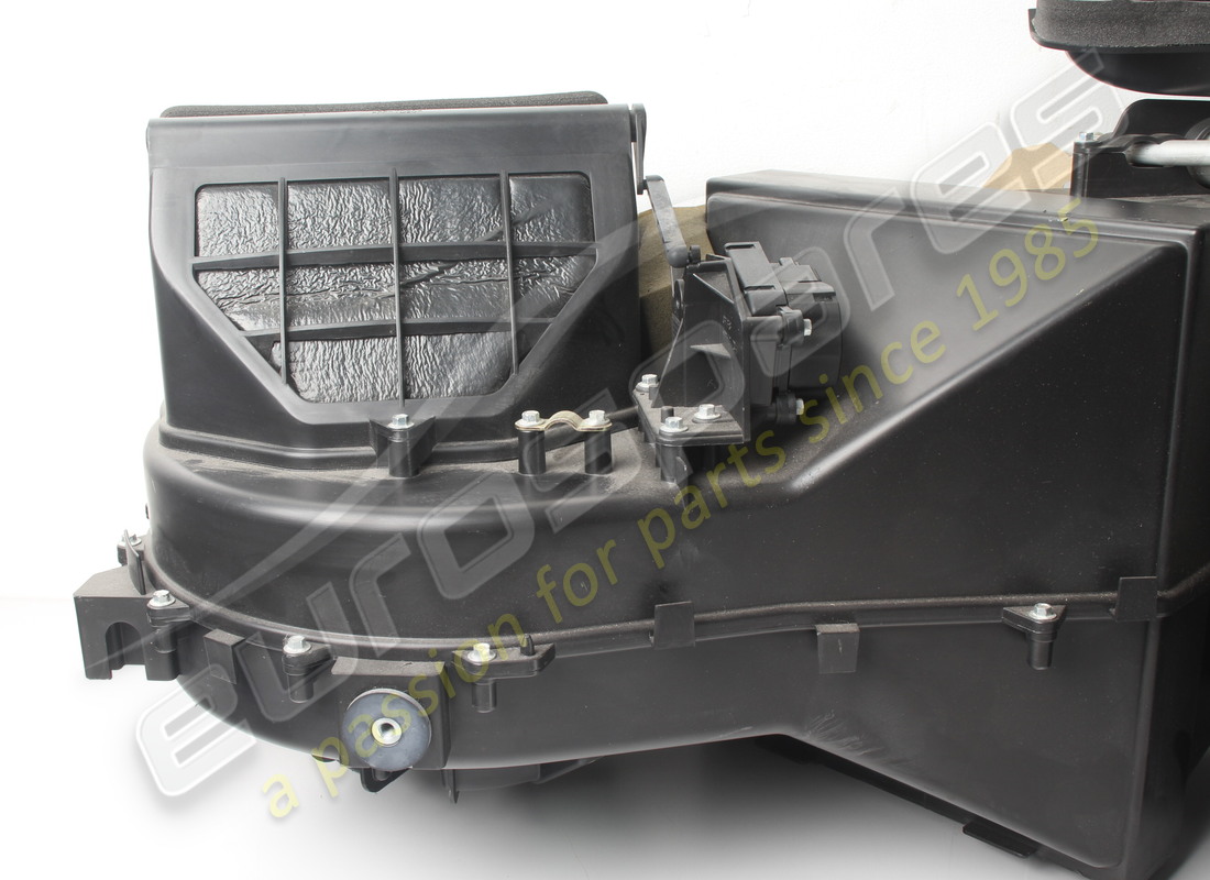 used maserati complete air condition set. part number 68462400 (2)