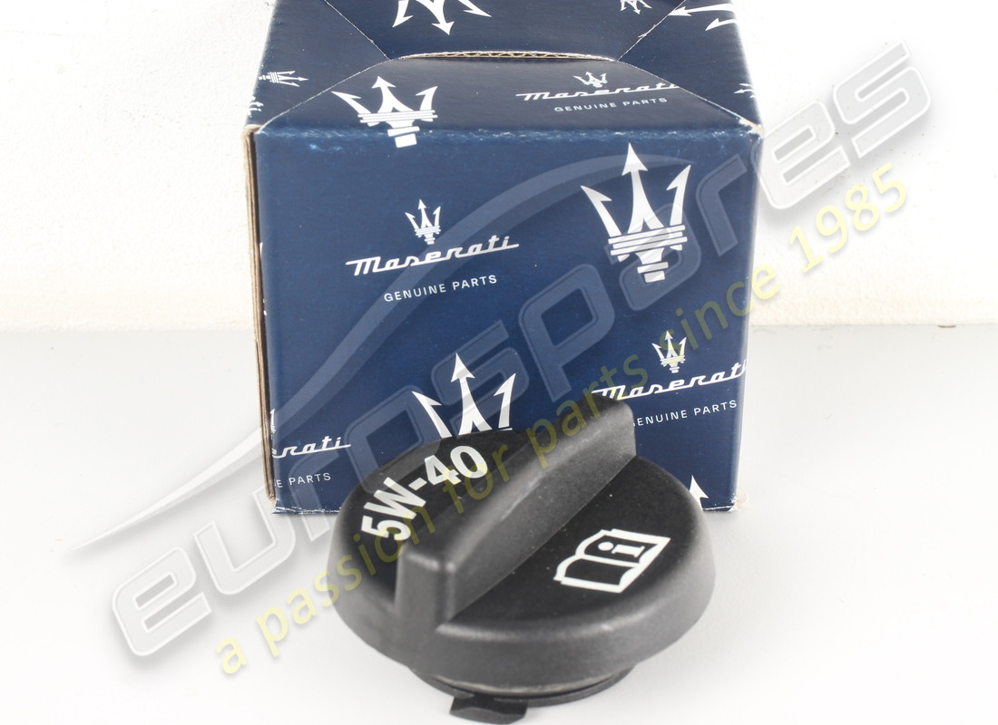 NEW MASERATI PLUG. PART NUMBER 46335382 (4) new maserati plug. part number 46335382 (4)