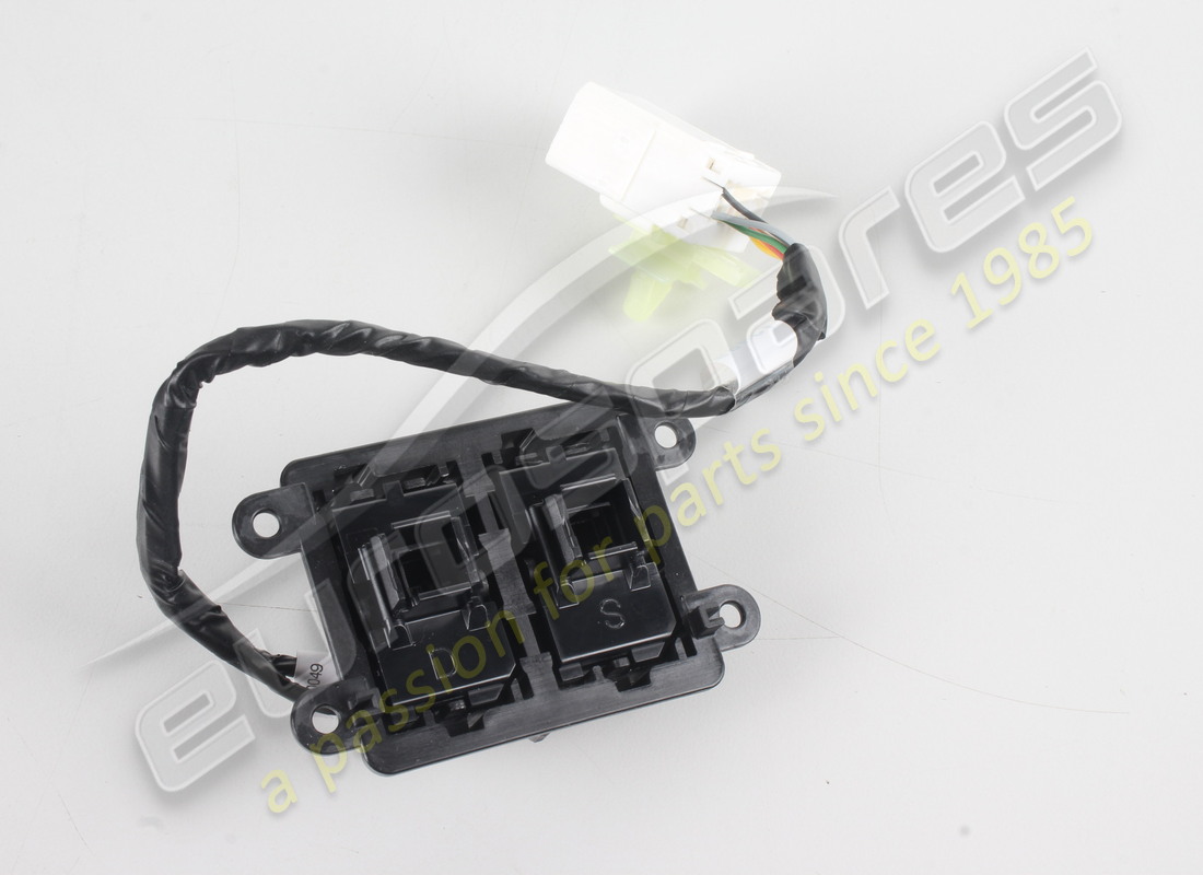NEW FERRARI POWER WINDOW SWITCH MOUNTING. PART NUMBER 267783 (1) new ferrari power window switch mounting. part number 267783 (1)