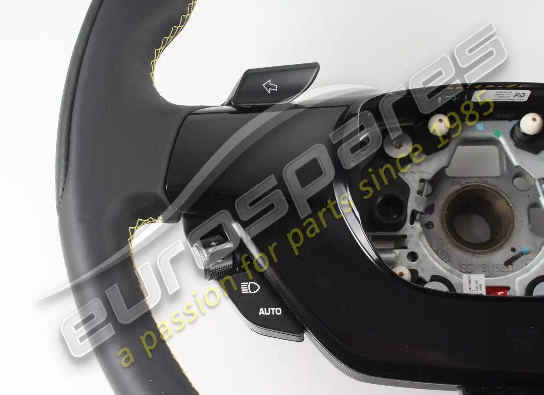 new (other) ferrari steering wheel, carbon+led+sosp. part number 910847 (2)