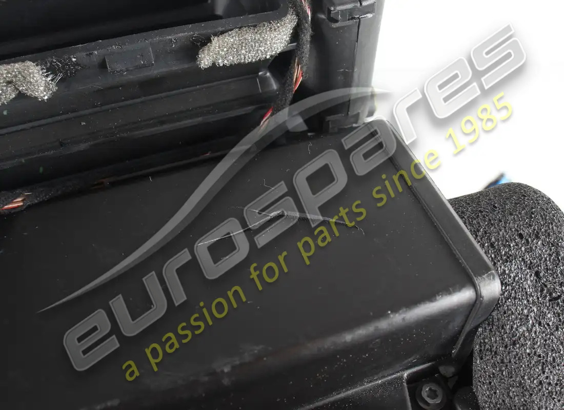 DAMAGED LAMBORGHINI HEATER MATRIX. PART NUMBER 400820351C (5) damaged lamborghini heater matrix. part number 400820351c (5)