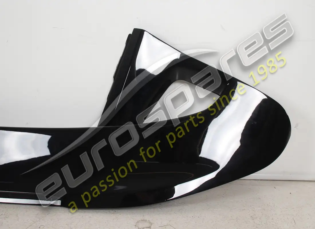 NEW (OTHER) FERRARI COMPLETE REAR SPOILER. PART NUMBER 949122 (3) new (other) ferrari complete rear spoiler. part number 949122 (3)