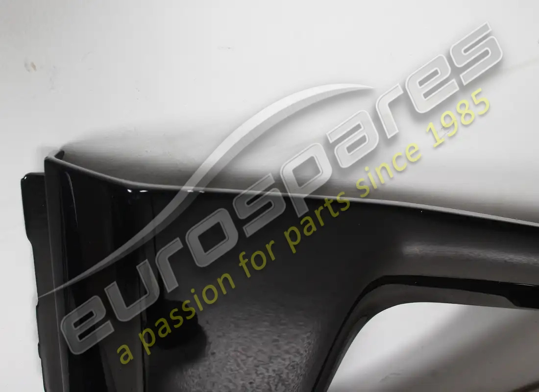 NEW (OTHER) FERRARI COMPLETE REAR SPOILER. PART NUMBER 949122 (9) new (other) ferrari complete rear spoiler. part number 949122 (9)