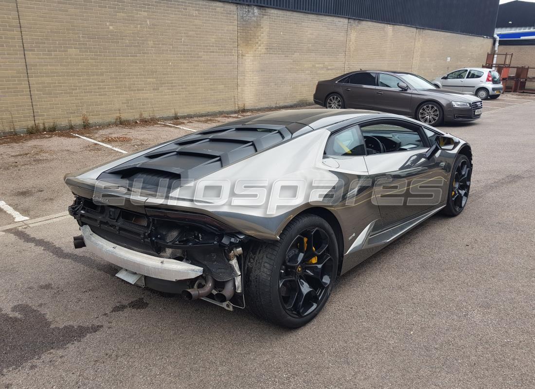 lamborghini 2016 (lp610-4 coupe) with 5,804 miles, being prepared for dismantling #5