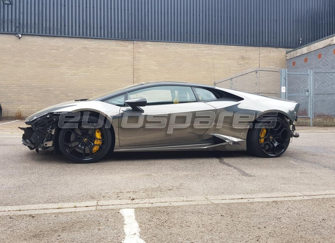 lamborghini 2016 (lp610-4 coupe) with 5,804 miles, being prepared for dismantling #2
