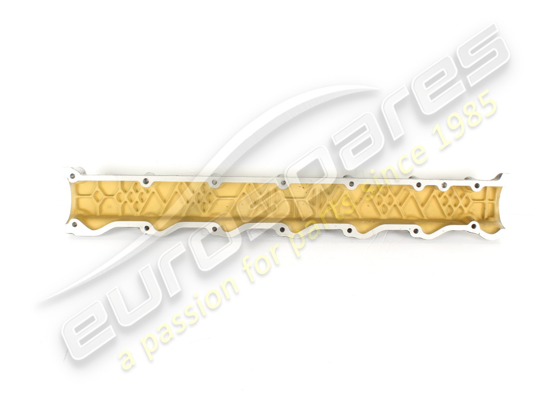 NEW FERRARI CAM COVER FOR RH HEAD. PART NUMBER 100104 (3) new ferrari cam cover for rh head. part number 100104 (3)