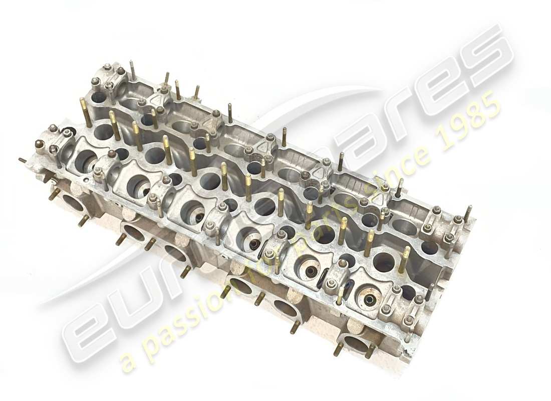 NEW FERRARI RH CYLINDER HEAD. PART NUMBER 100092 (4) new ferrari rh cylinder head. part number 100092 (4)