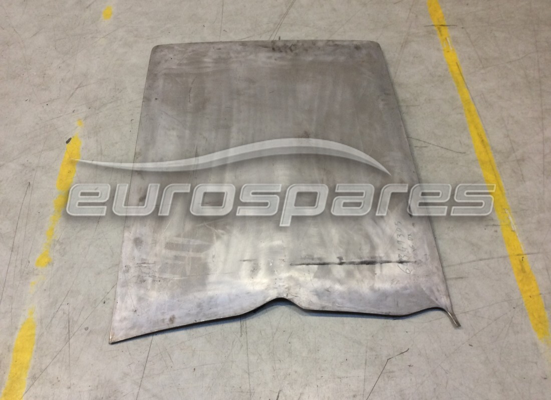 NEW FERRARI FRONT BONNET RHD PART NUMBER 60349305 (1) new ferrari front bonnet rhd part number 60349305 (1)