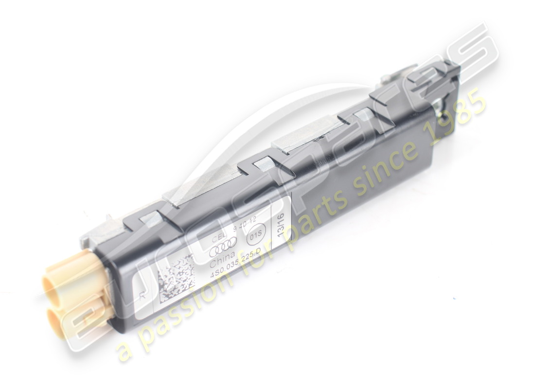 USED Lamborghini ANTENNA AMPLIFIER FM/DAB ECE . PART NUMBER 4S0035225D (1)