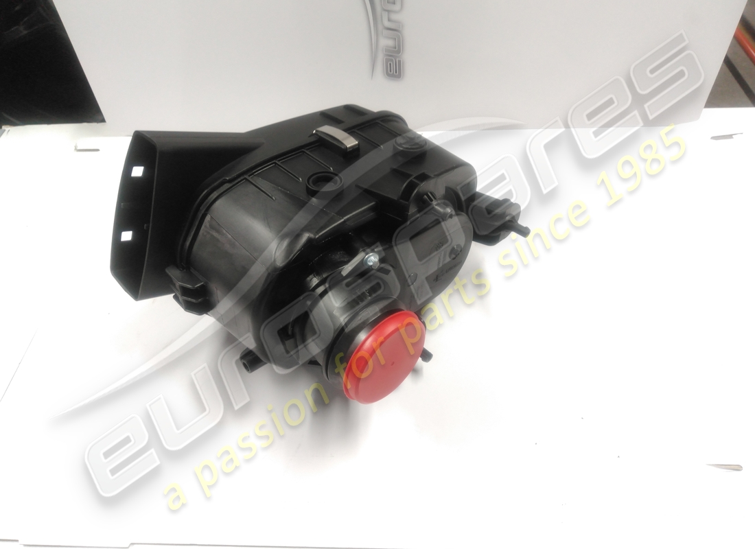 new maserati lh filter box assembly. part number 670038727 (1)