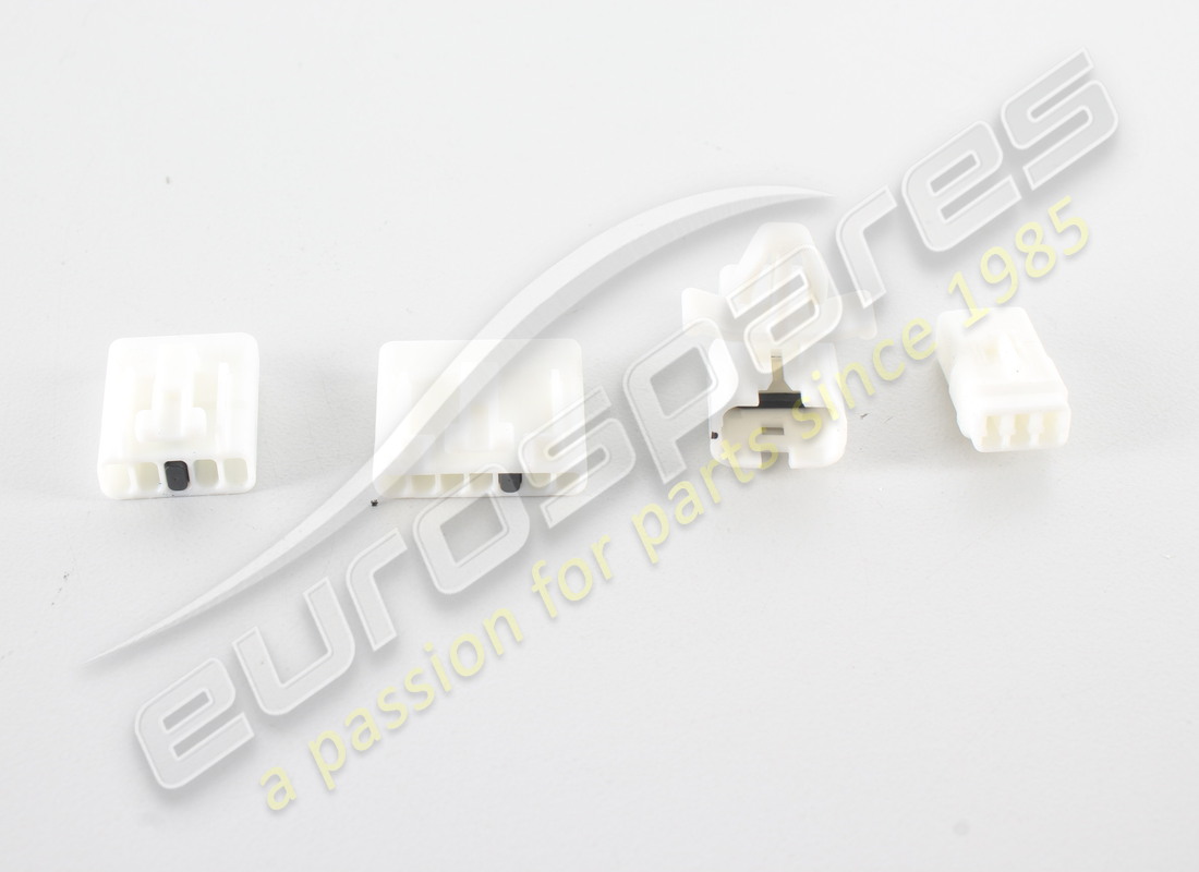 NEW FERRARI LH EXTERIOR REAR VIEW MIRROR BOD. PART NUMBER 82200610 (10) new ferrari lh exterior rear view mirror bod. part number 82200610 (10)