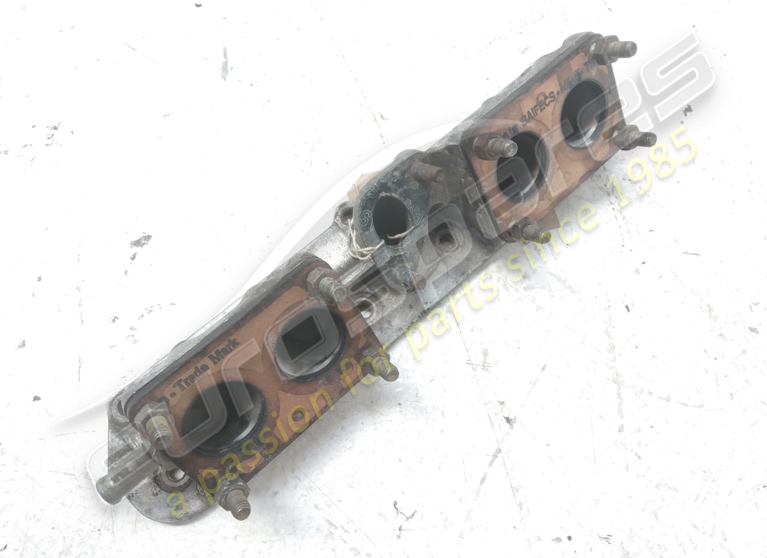 USED FERRARI LH INLET MANIFOLD. PART NUMBER 108126 (1) used ferrari lh inlet manifold. part number 108126 (1)