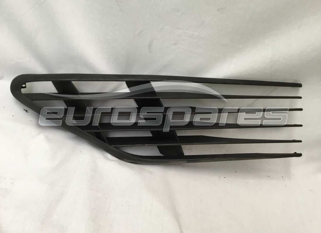NEW FERRARI RH INTAKE GRILLE. PART NUMBER 60671210 (1) new ferrari rh intake grille. part number 60671210 (1)