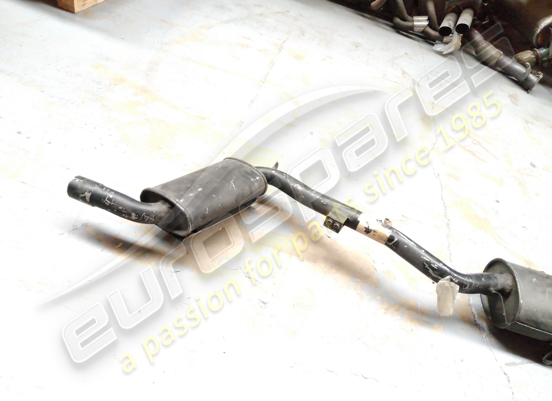 NEW MASERATI MUFFLER. PART NUMBER 319062109 (4) new maserati muffler. part number 319062109 (4)