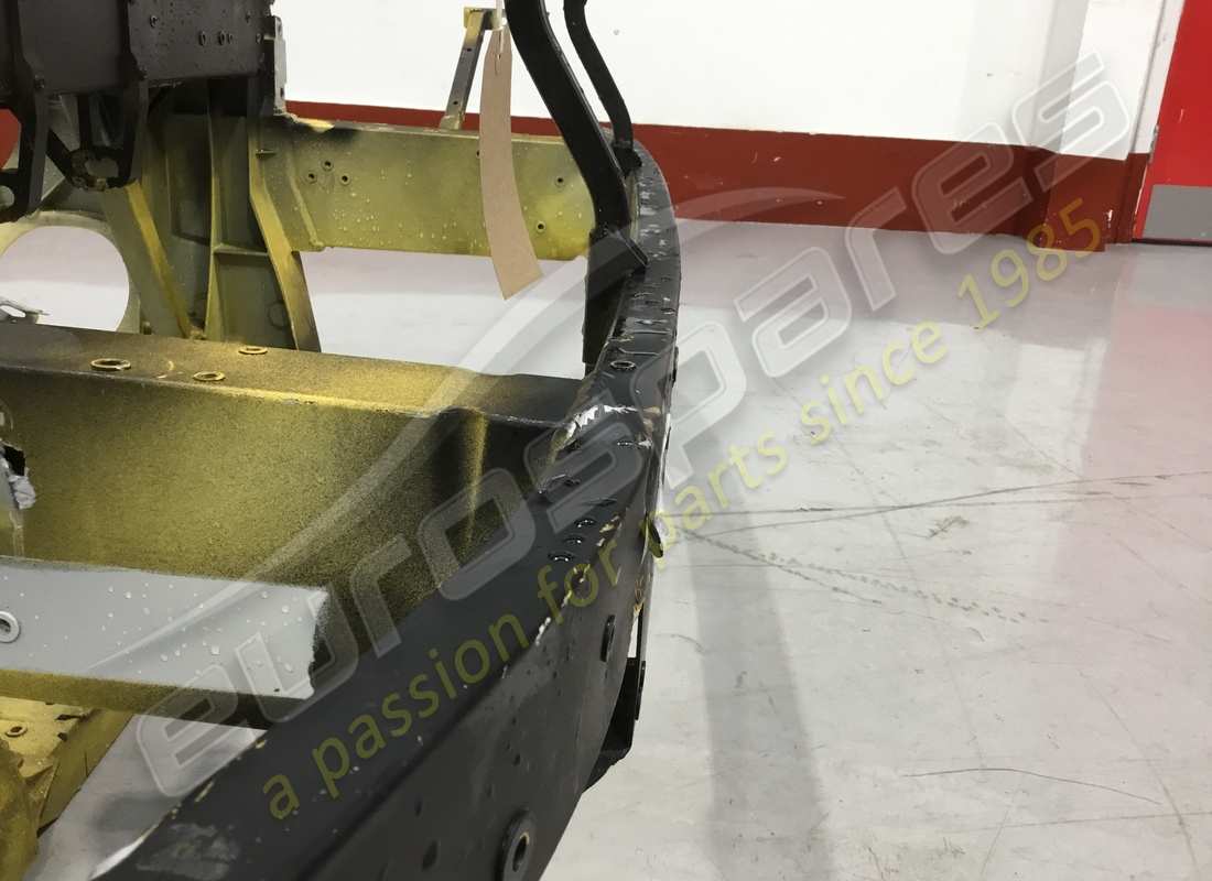used ferrari rear subframe. part number 985761941 (4)
