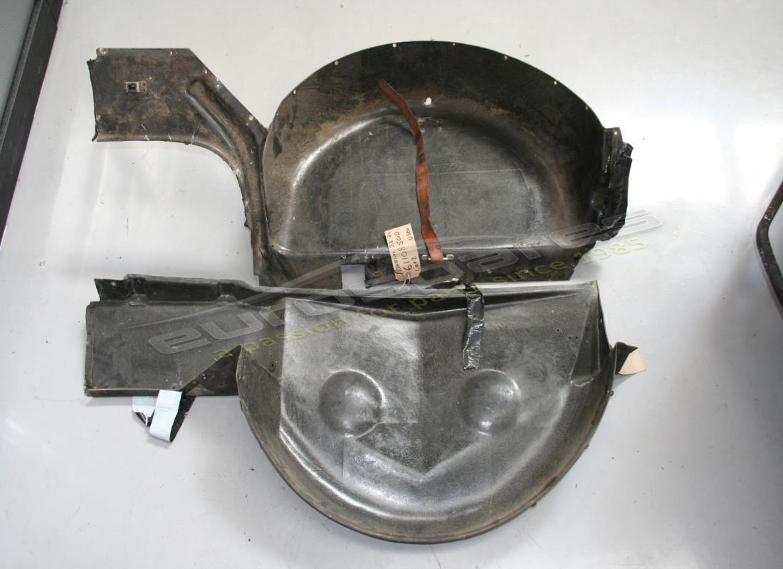 USED FERRARI SPARE WHEEL CARRIER LHD PART NUMBER 61108500 (1) used ferrari spare wheel carrier lhd part number 61108500 (1)