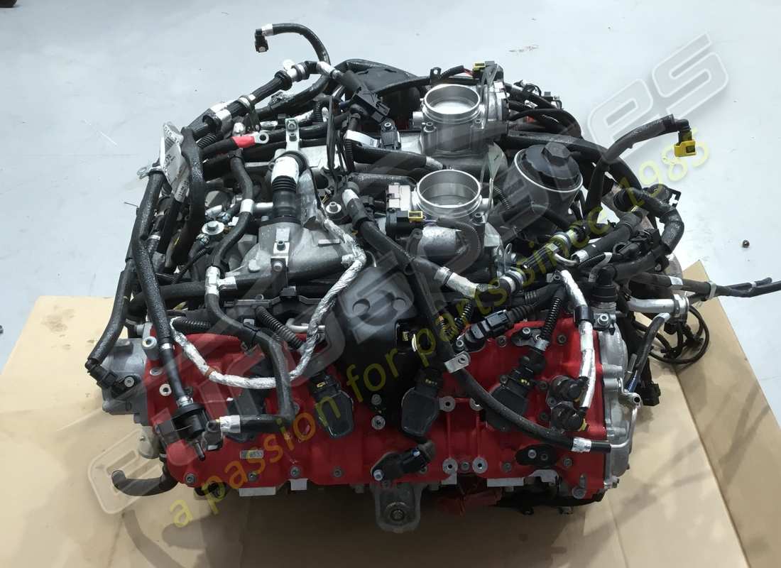 used ferrari 488 pista engine. part number 985000295 (8)