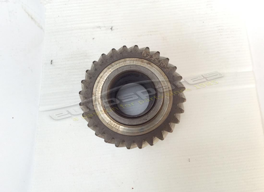 USED FERRARI INTERMEDIATE GEAR. PART NUMBER 136326 (1) used ferrari intermediate gear. part number 136326 (1)