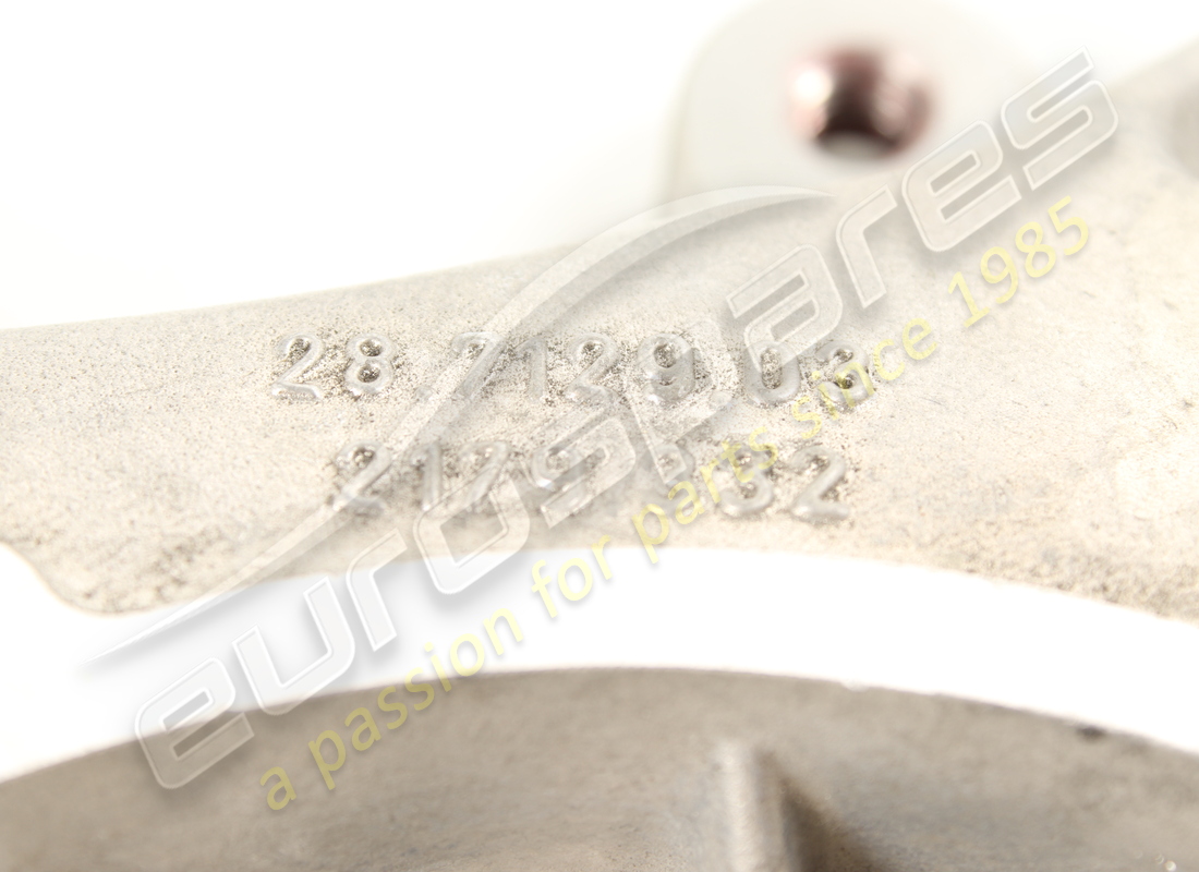 NEW FERRARI LH FRONT & RH REAR STUB AXLE. PART NUMBER 179330 (3) new ferrari lh front & rh rear stub axle. part number 179330 (3)