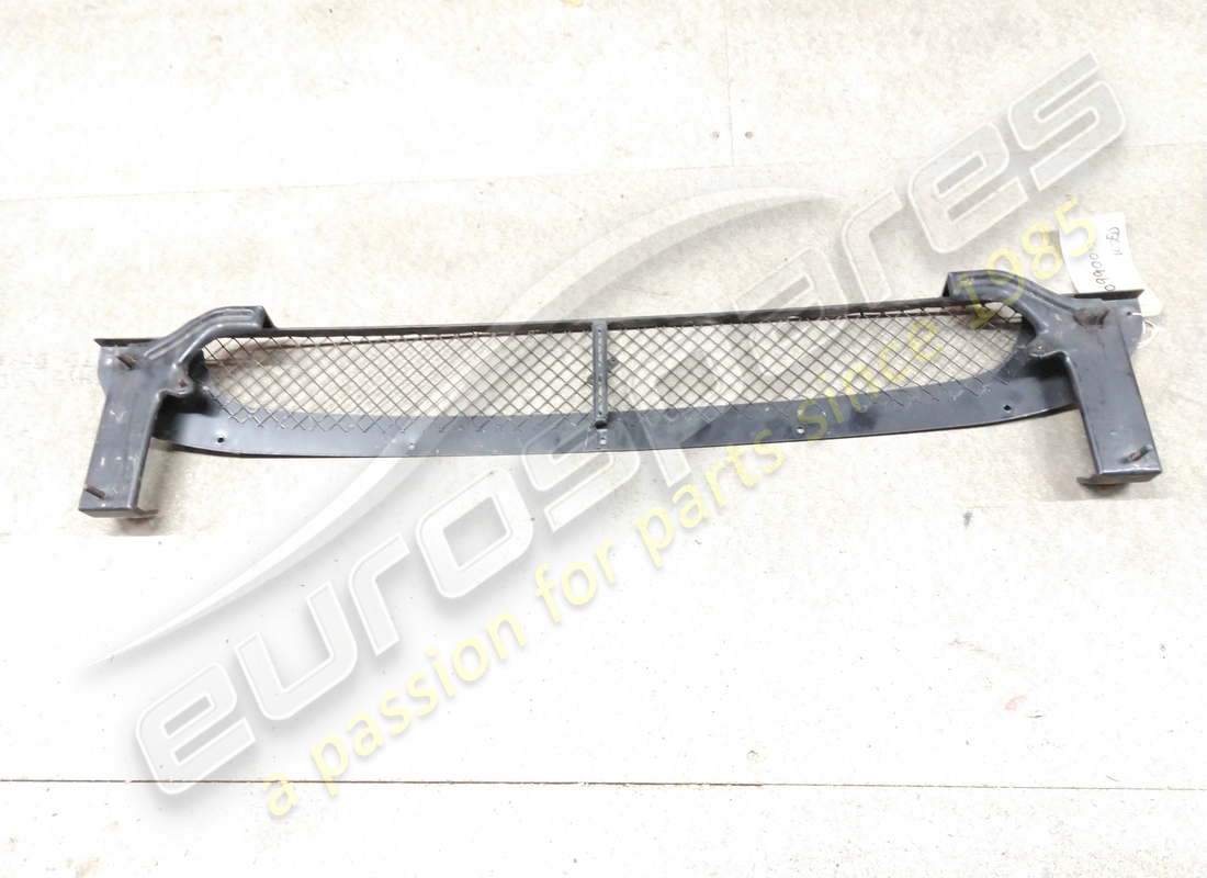 USED FERRARI UPPER GRILL. PART NUMBER 68099000 (2) used ferrari upper grill. part number 68099000 (2)