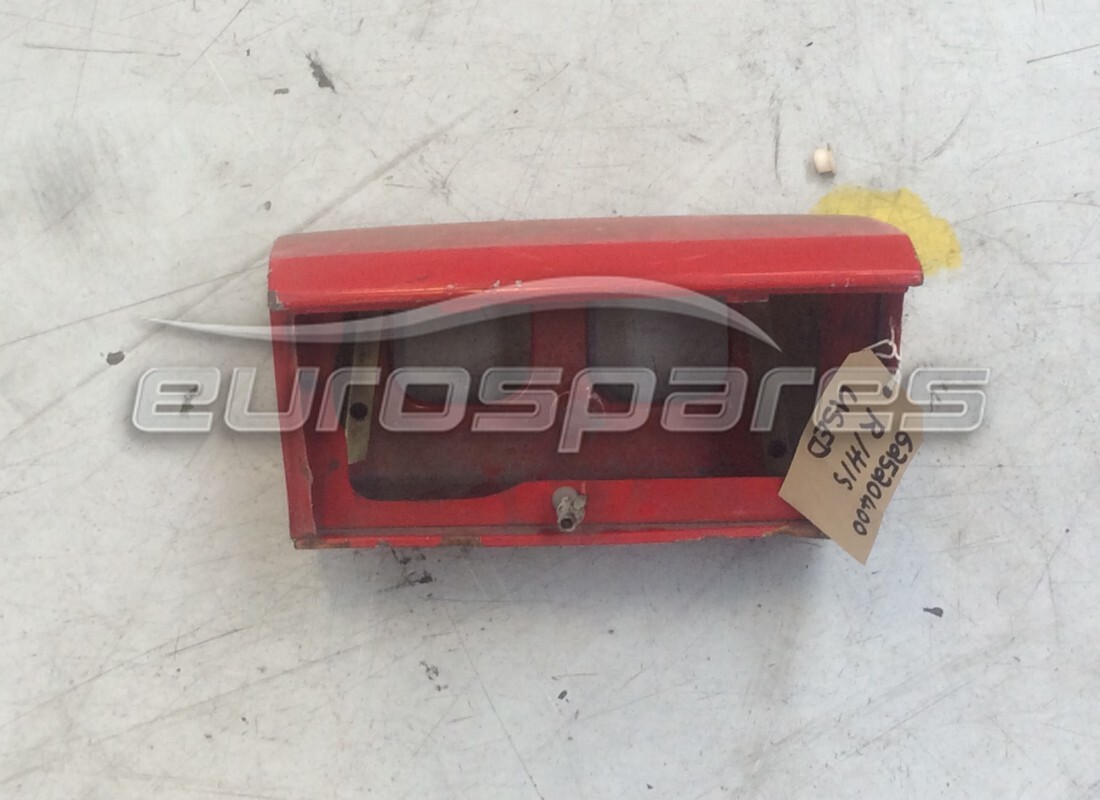 USED FERRARI RH MAIN LIGHT HOUSING UNIT. PART NUMBER 62520400 (1) used ferrari rh main light housing unit. part number 62520400 (1)