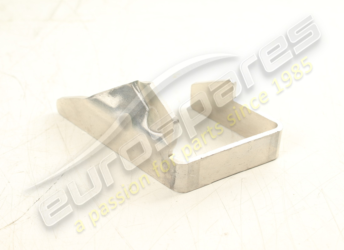 NEW FERRARI LOWER RH TRELLIS MOUNTING BR. PART NUMBER 260696 (1) new ferrari lower rh trellis mounting br. part number 260696 (1)