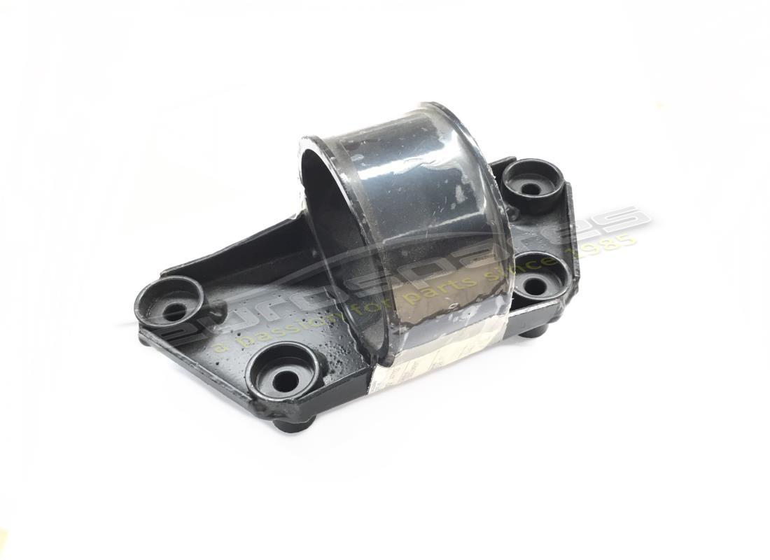 NEW MASERATI DIFFERENTIAL REAR MOUNT. PART NUMBER 386200169 (1) new maserati differential rear mount. part number 386200169 (1)