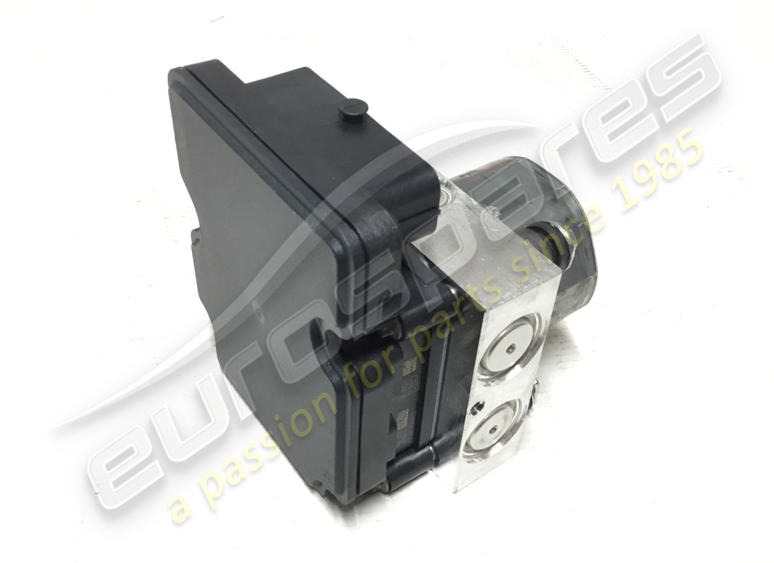 new maserati abs/asr hydraulic unit nla in hq, check stock locally. part number 673001939 (3)