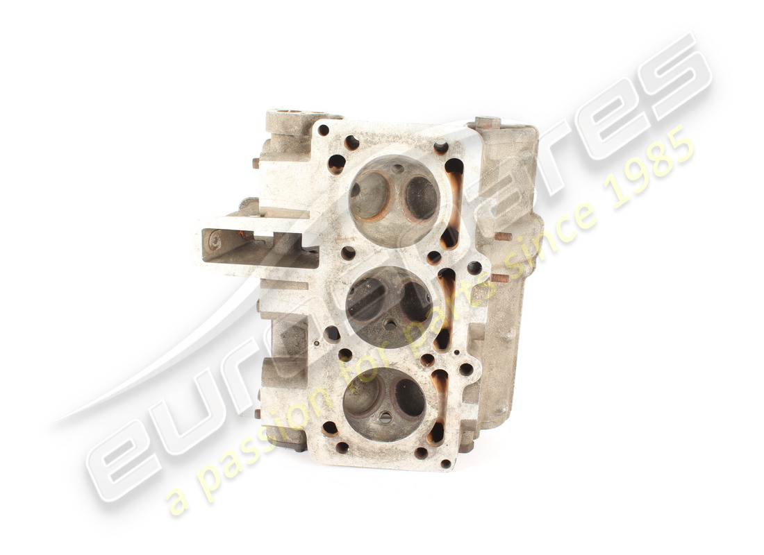 USED MASERATI CYLINDER HEAD COMPLETE. PART NUMBER 5423387 (2) used maserati cylinder head complete. part number 5423387 (2)