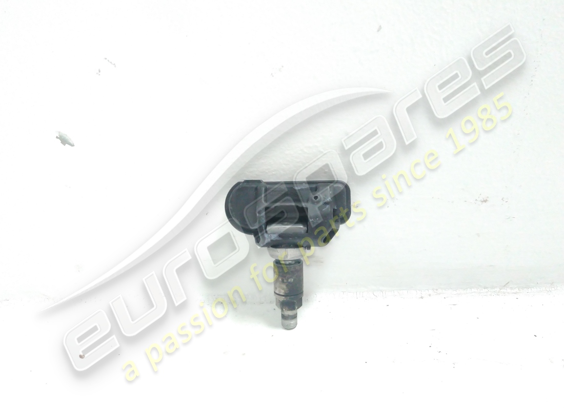 USED MASERATI TYRE VALVE WITH PRESSURE SENSOR. PART NUMBER 670106084 (1) used maserati tyre valve with pressure sensor. part number 670106084 (1)