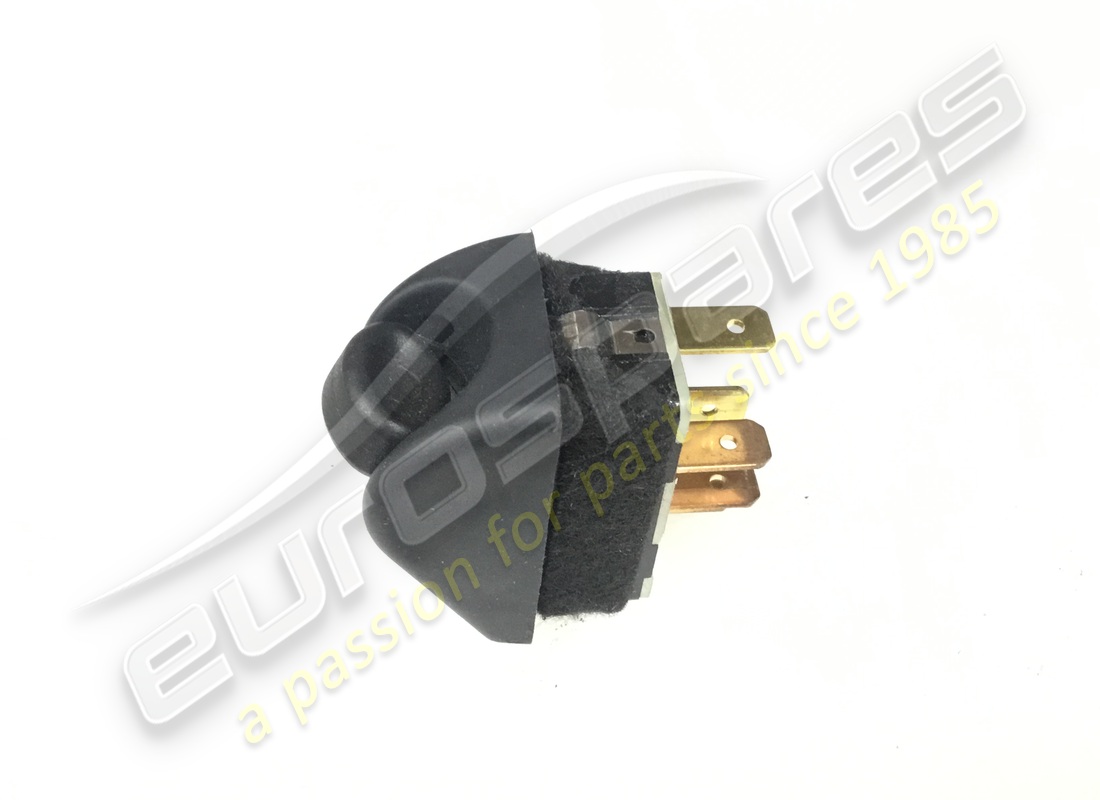USED FERRARI REAR FOG LIGHT CONTROL SWITC. PART NUMBER 180733 (2) used ferrari rear fog light control switc. part number 180733 (2)