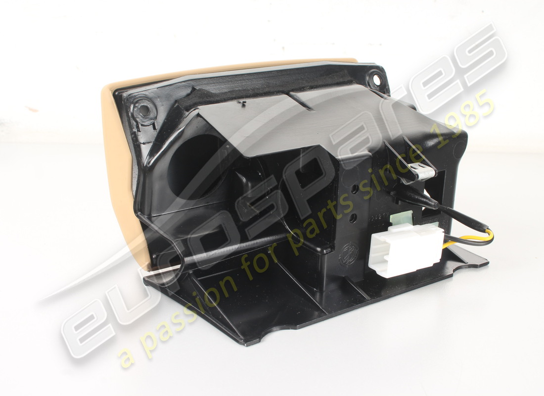 NEW (OTHER) MASERATI REAR ASHTRAY,BEIGE. PART NUMBER 981307830 (5) new (other) maserati rear ashtray,beige. part number 981307830 (5)