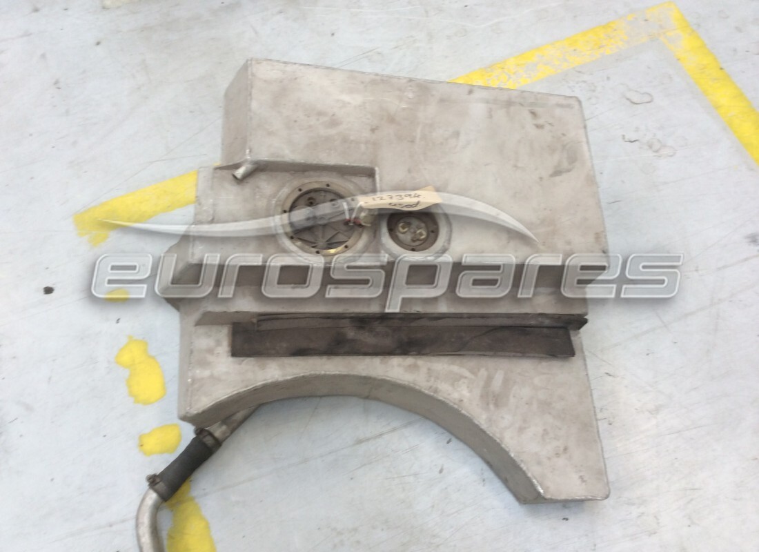 USED Ferrari RH FUEL TANK >500 . PART NUMBER 127394 (1)