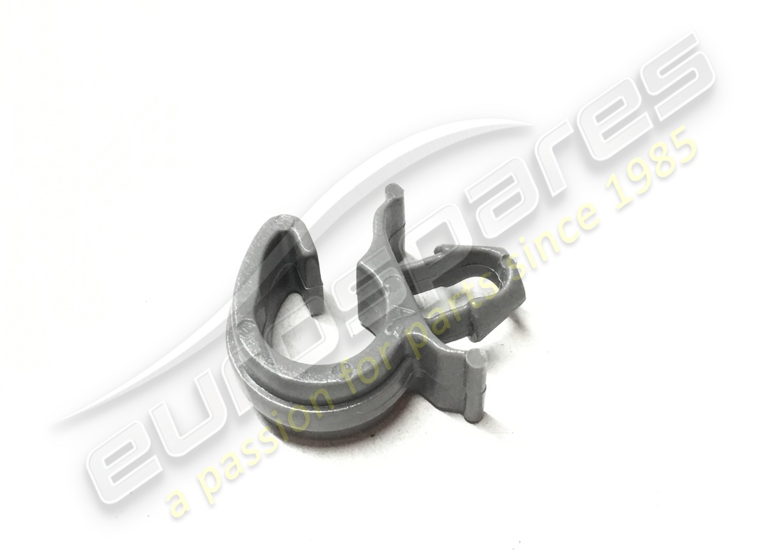 NEW MASERATI CLIP. PART NUMBER 314320352 (1) new maserati clip. part number 314320352 (1)