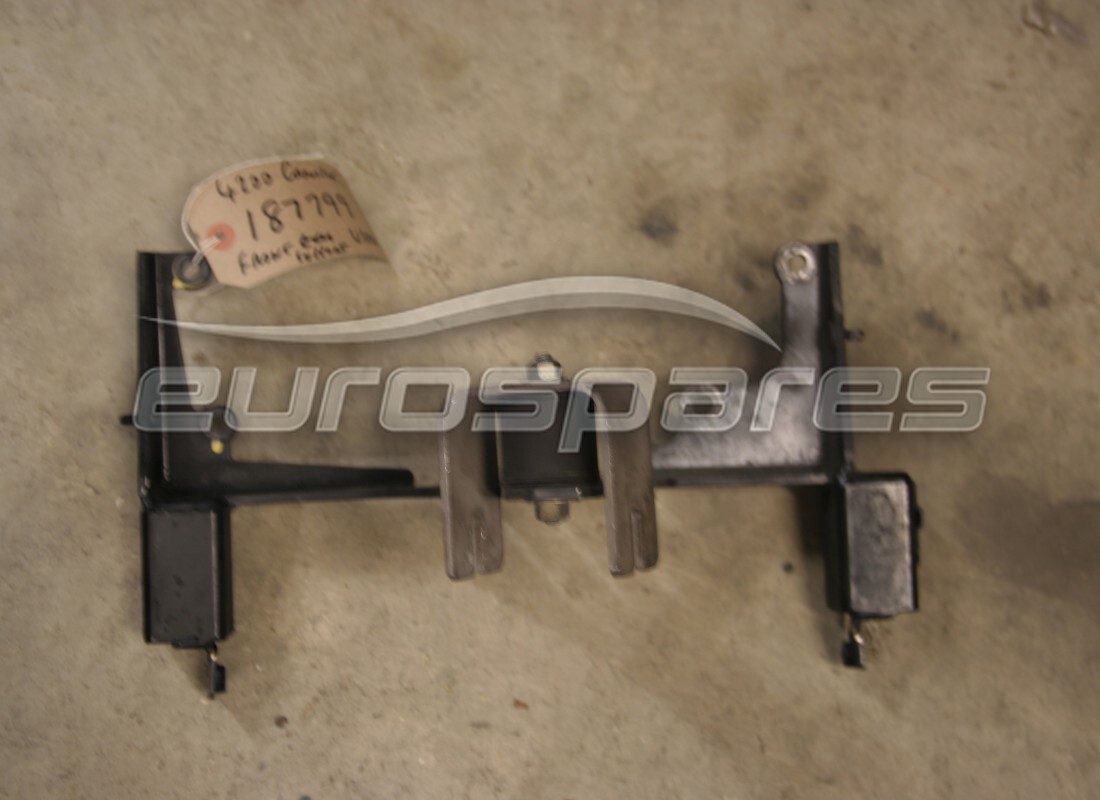 USED MASERATI STEERING BOX REACTION BRACKET. PART NUMBER 187799 (1) used maserati steering box reaction bracket. part number 187799 (1)