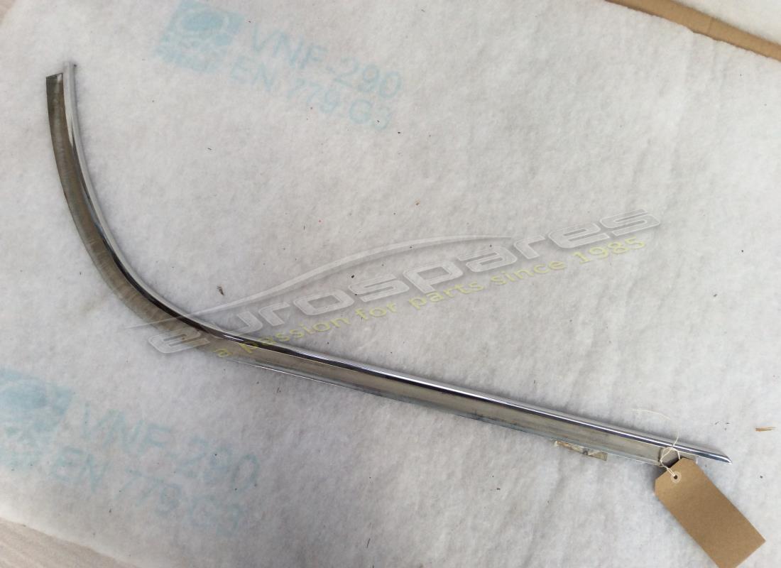 NEW LAMBORGHINI RH OUTER DOOR SEAL. PART NUMBER 006521998 (1) new lamborghini rh outer door seal. part number 006521998 (1)