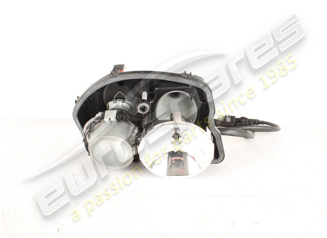 new ferrari rh headlight conversion kit. part number 672585999 (1)