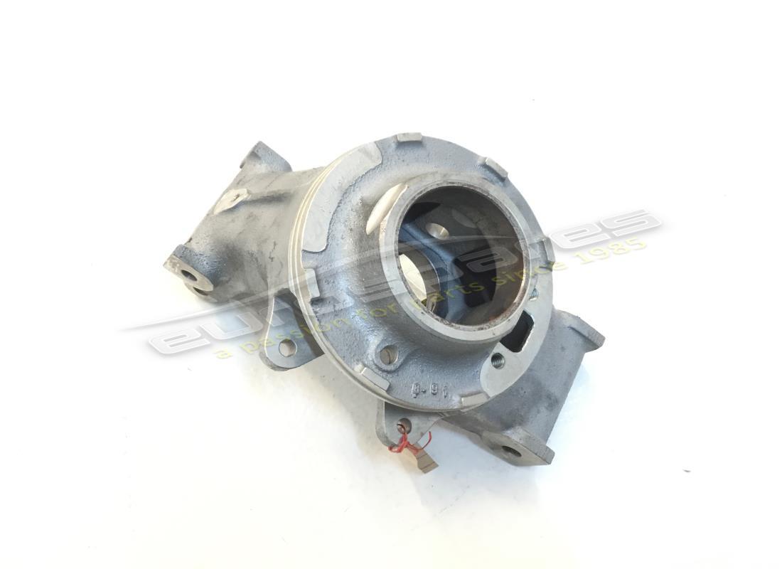 NEW FERRARI RIGHT REAR HUB HOLDER. PART NUMBER 136249 (1) new ferrari right rear hub holder. part number 136249 (1)
