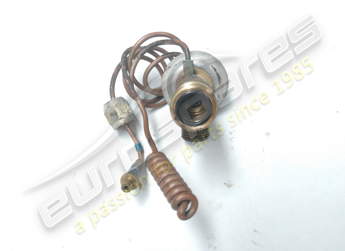 USED FERRARI AIR CONDITIONING EXPANSION VALVE. PART NUMBER 61742600 (3) used ferrari air conditioning expansion valve. part number 61742600 (3)